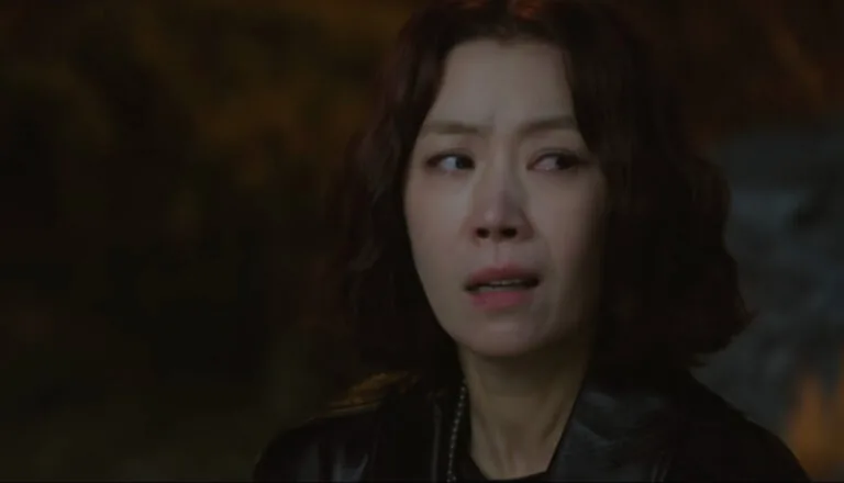 Момент из 10 серии 1 сезона