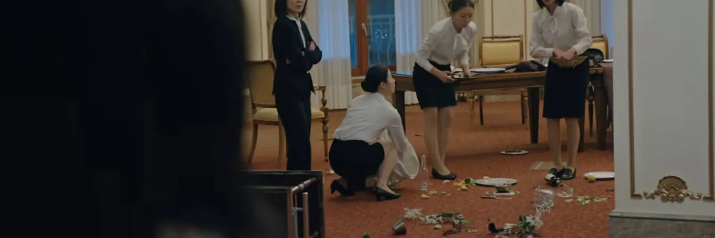 Кадр из 11 серии 1 сезона