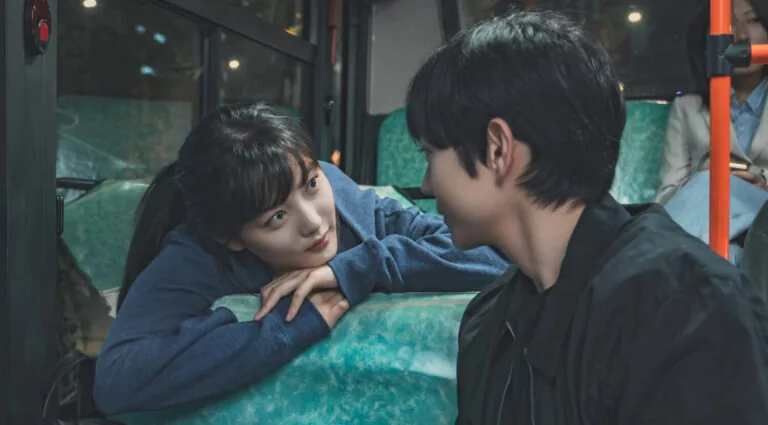 Момент из трейлера дорамы Дорогой Икс